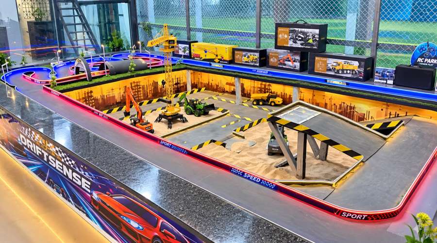 RC Cafe Diggers & Excavators - Mahakal Services